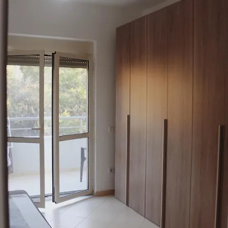 Beach Apartment Qerret
